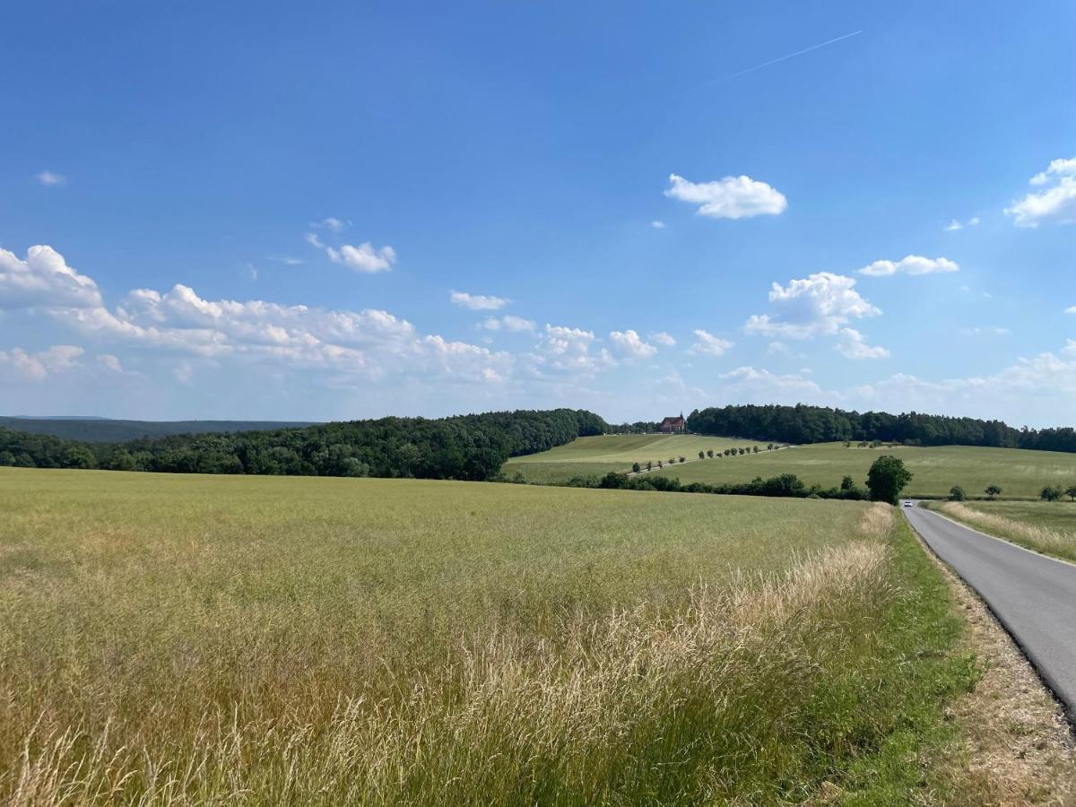 Schnaid Im Glueck Lägenhet Hallerndorf Exteriör bild